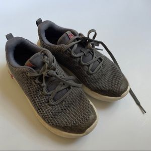 Under Armour Sneakers